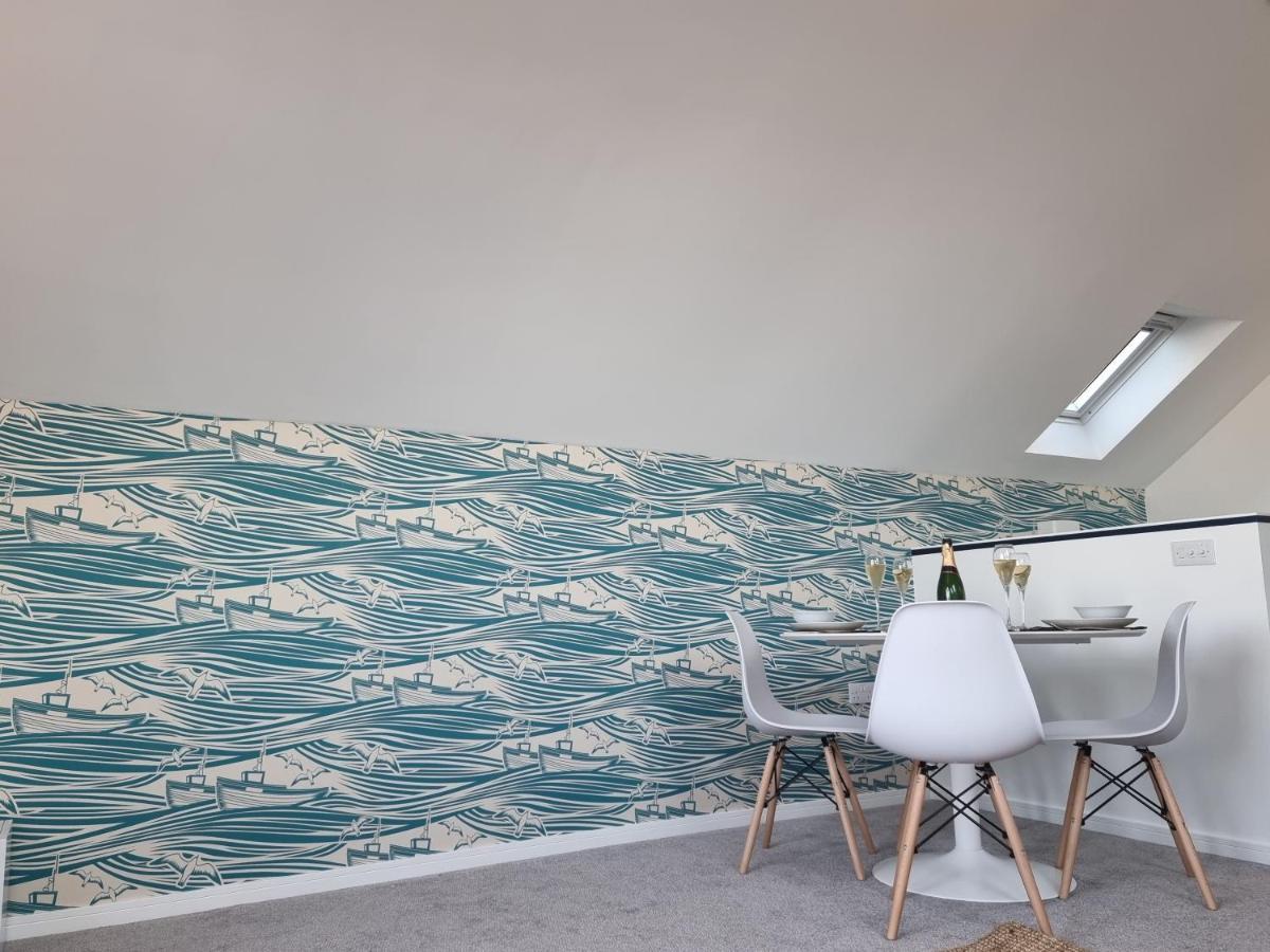 The Bunker-Luxe Central Falmouth Getaway With Stunning Sea Views Exterior photo